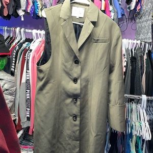 Unique One arm Long Heavy Trench Coat size Large NWOT
